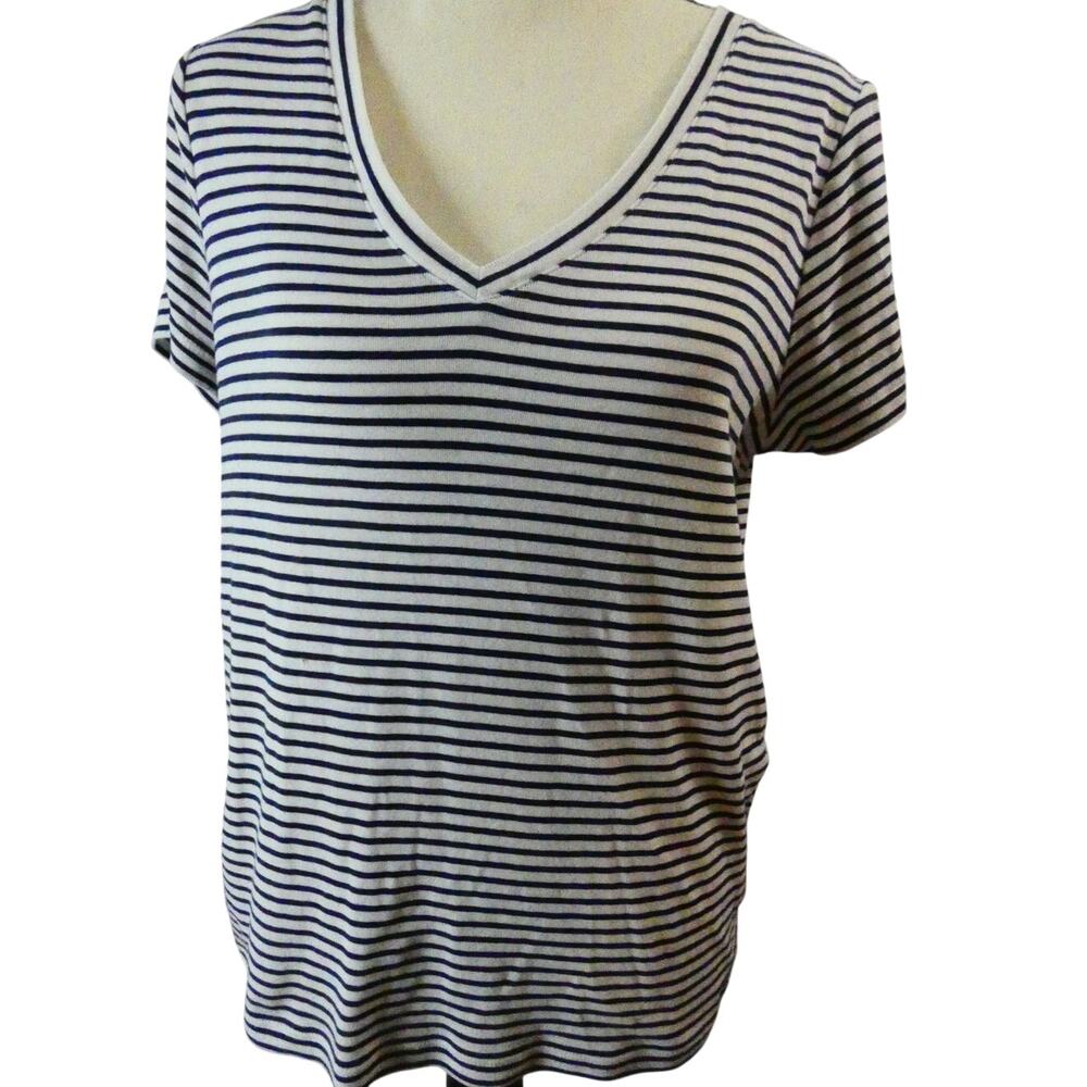 Vineyard Vines Women's Medium Striped V-Neck T-Shirt Nautical Stretchy Preppy